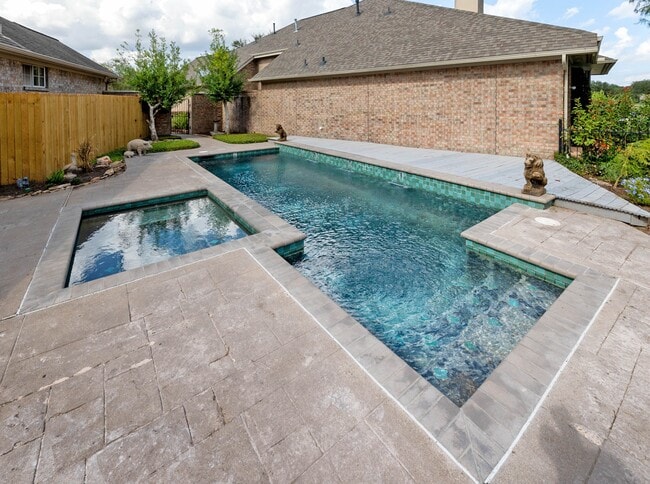 Building Photo - 2435 Thorndon Park Ct