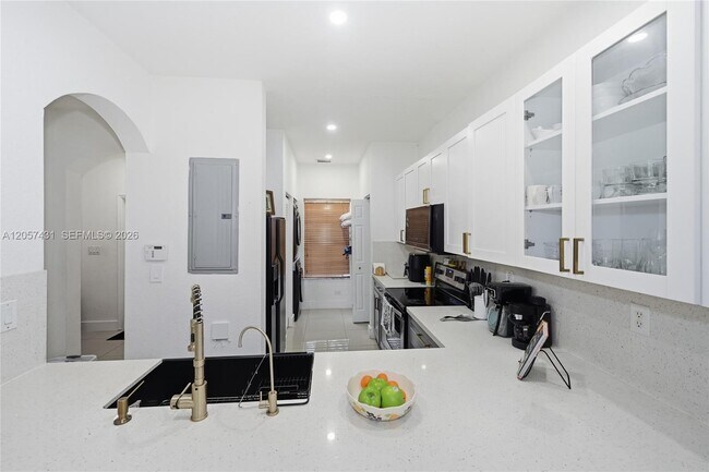 Building Photo - 14030 SW 49th St
