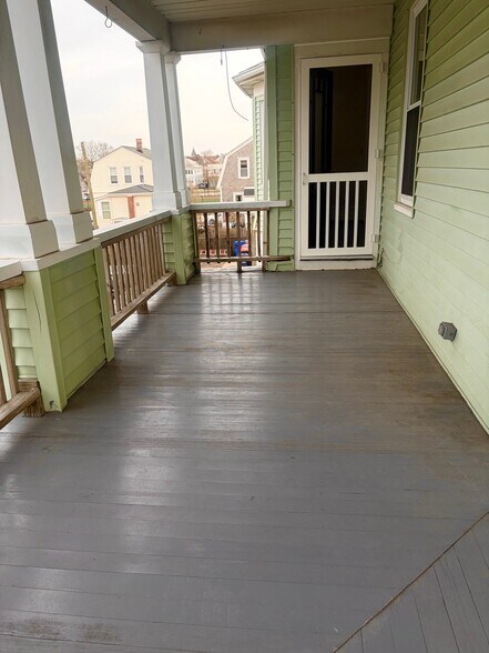 Building Photo - 250 Central Ave