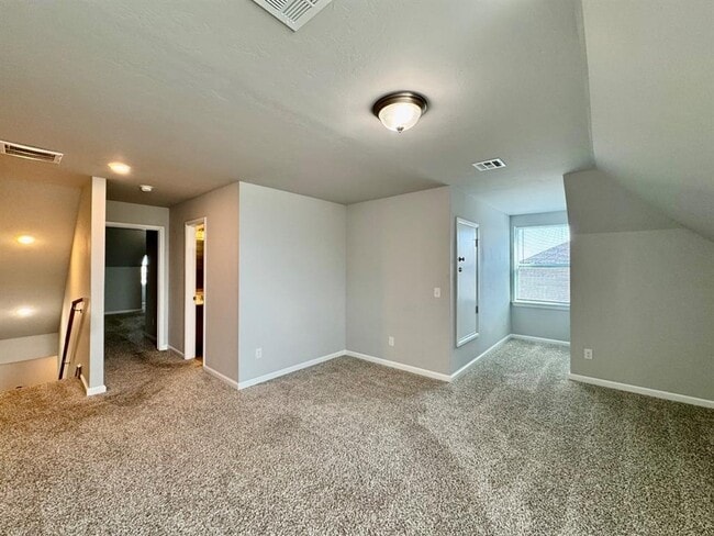 Building Photo - 18305 Autumn Grv Ct
