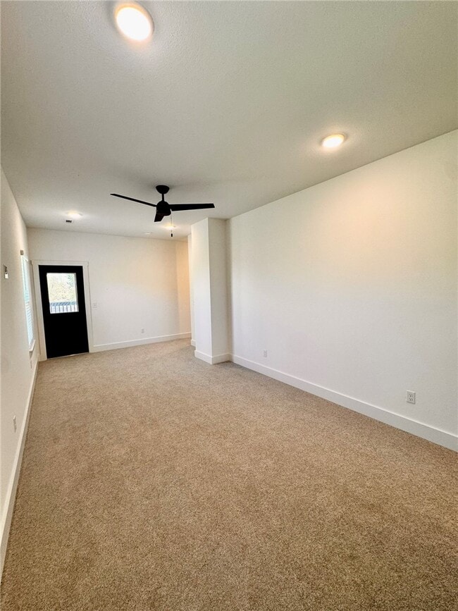 Building Photo - 8881 Williams Rd