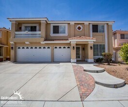 Building Photo - Modern & Inviting 4Bdm 2.5Ba Home with Private Pool