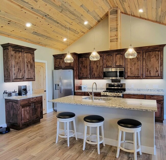 Building Photo - 14 Eagletail Dr