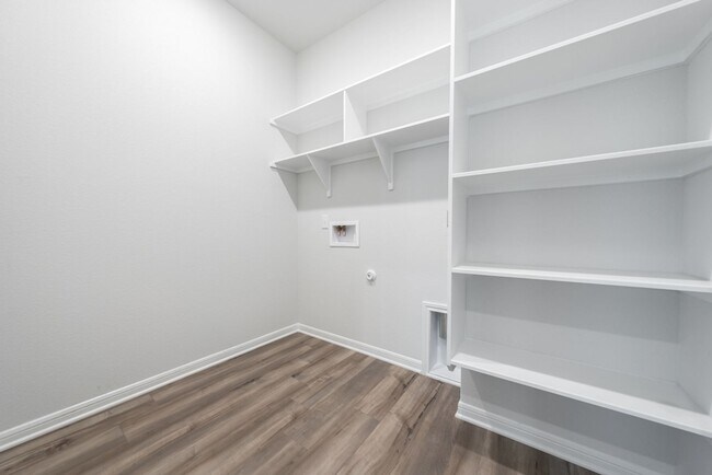 Building Photo - 4-Bedroom Temple Rental Near VA, Baylor Scott & White & Parks