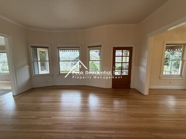 Building Photo - Beautiful Penryn 3bd/2ba House With Detach...