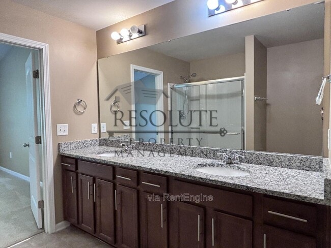 Building Photo - 240 Lynchwick Ln