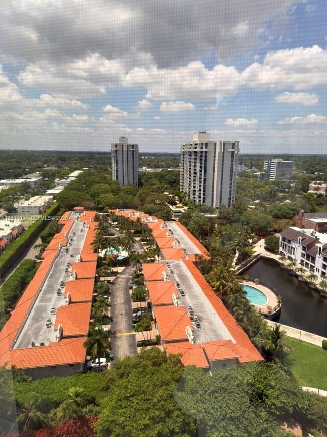 Building Photo - 4000 Towerside Terrace