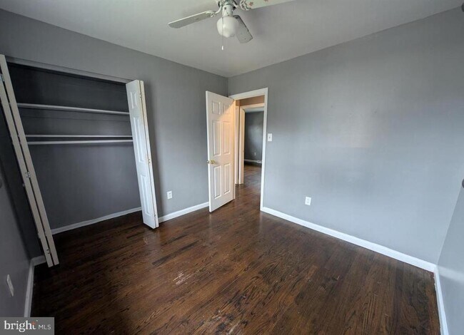 Building Photo - 126 Juniper Ave