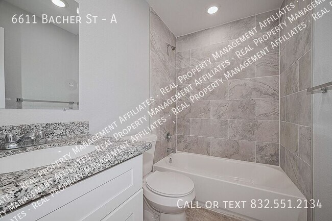 Building Photo - 6611 Bacher St