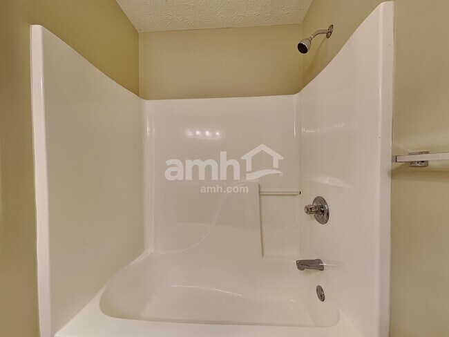 Building Photo - 2154 Canyon Ct