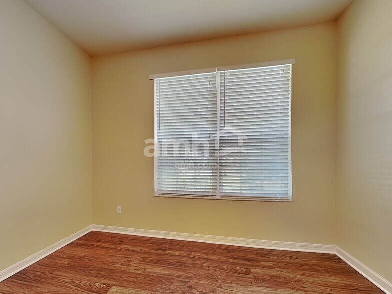 Building Photo - 9309 Hunters Park Way