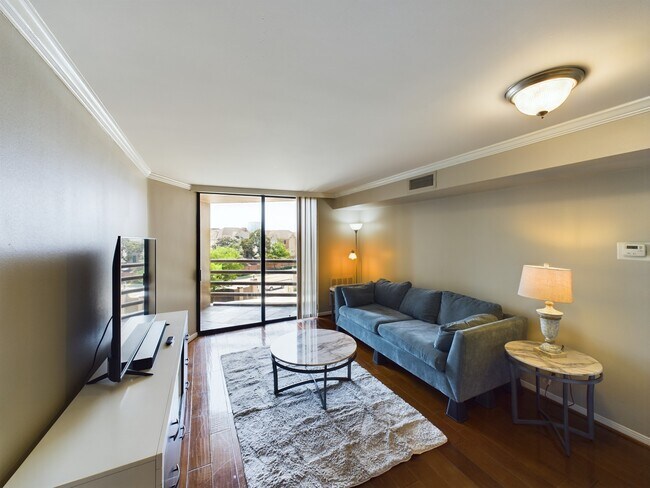 Building Photo - 3525 Sage Rd