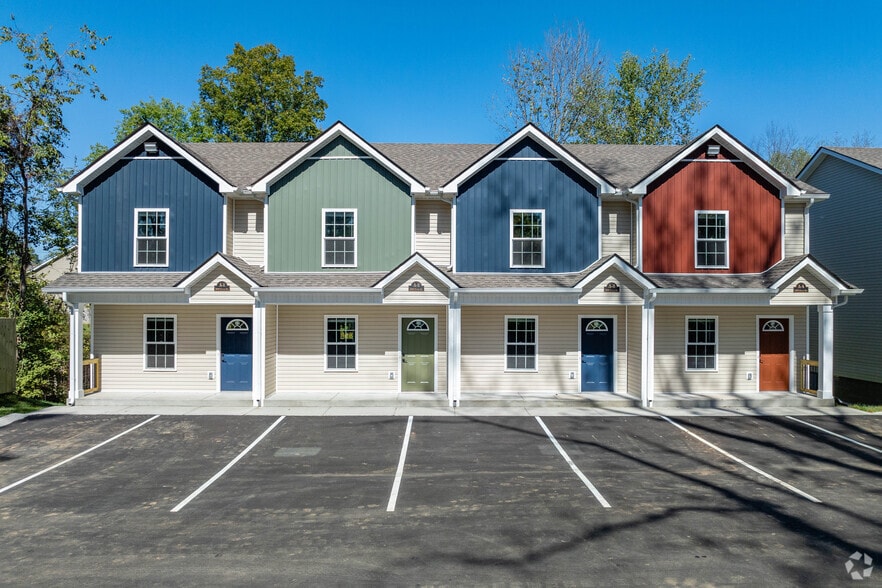 Building Photo - 1655 Evans Rd