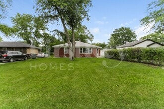 Building Photo - 21939 Millard Ave