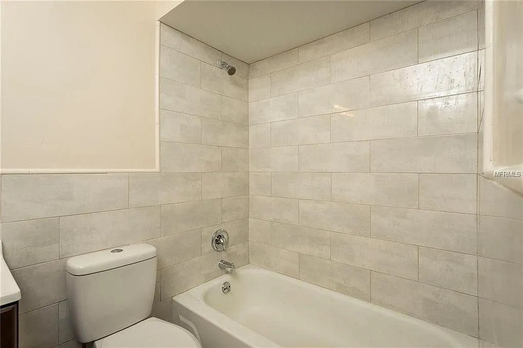 Building Photo - 5600 Devonbriar Way