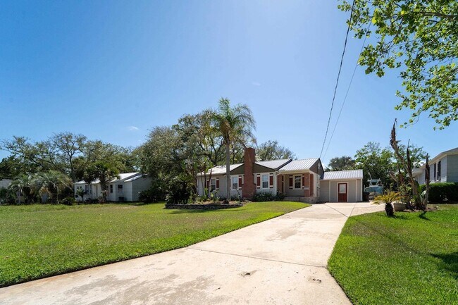 Building Photo - 31 Menendez Rd