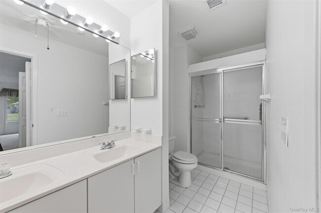 Building Photo - 763 Spring Lake Dr