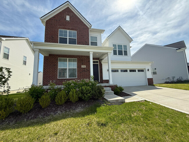 Primary Photo - 6394 S Trailwoods Dr