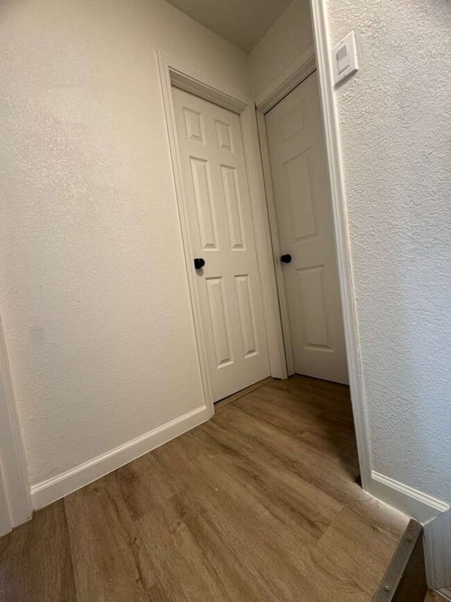 Building Photo - Ready to Move in... Do not miss this house !!!!