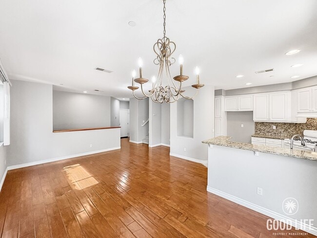 Building Photo - Available Now - Gated San Marcos 2BR/2.5BA...