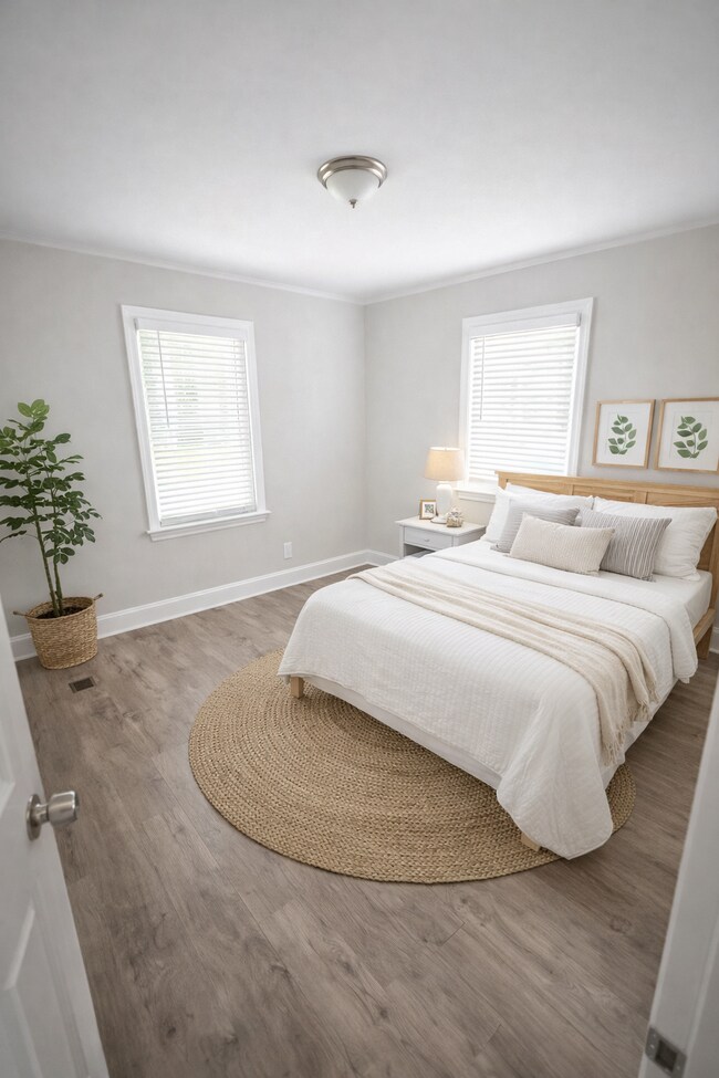 Building Photo - 3258 Napier Ave