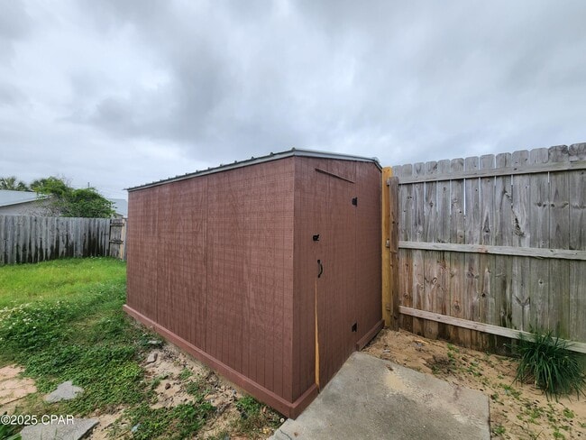 Building Photo - 5434 Sunset Ave