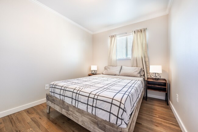 Building Photo - Beautiful updated 4 bed 2 bath Widefield h...