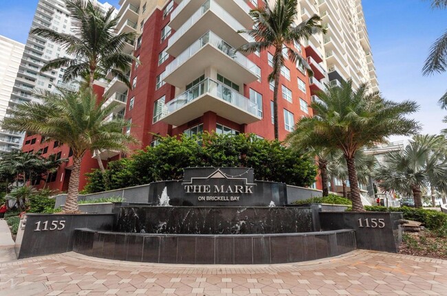 Building Photo - 1155 Brickell Bay Dr