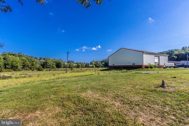 Building Photo - 13634 Glissans Mill Rd