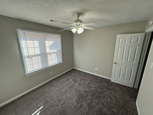 Building Photo - Renovated 3 Bedroom House Near Black Creek...