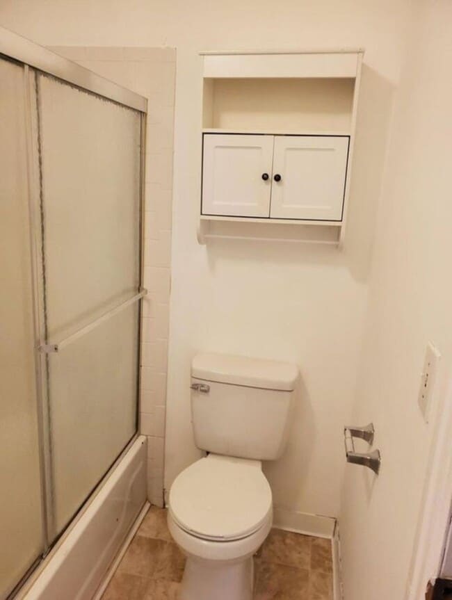 Building Photo - Cute 1 bedroom home in North East Springfield