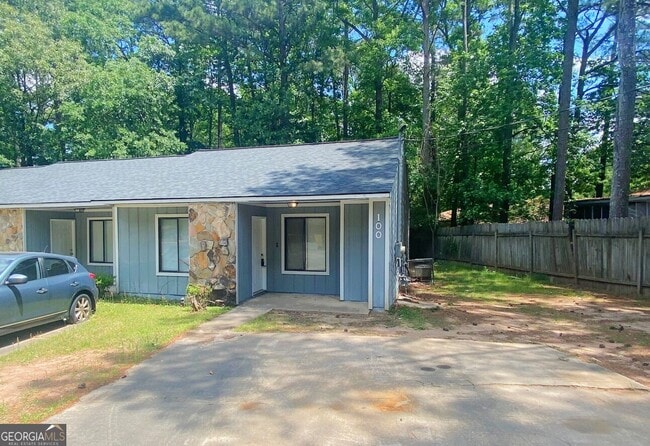 Building Photo - 100 Spring Ct