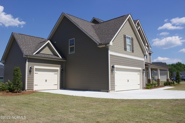 Building Photo - 368 Wheatfield Way