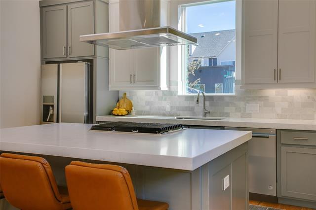 Building Photo - 5711 Bryan Pkwy