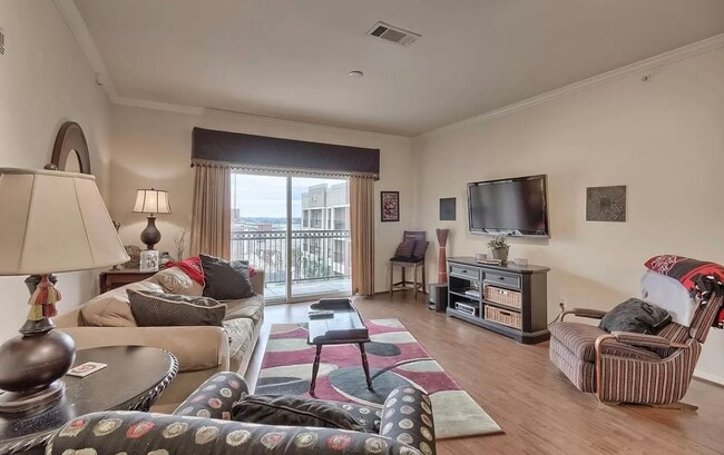 Building Photo - 2 Bedroom 2 Bath Condo at The Gates at Wil...