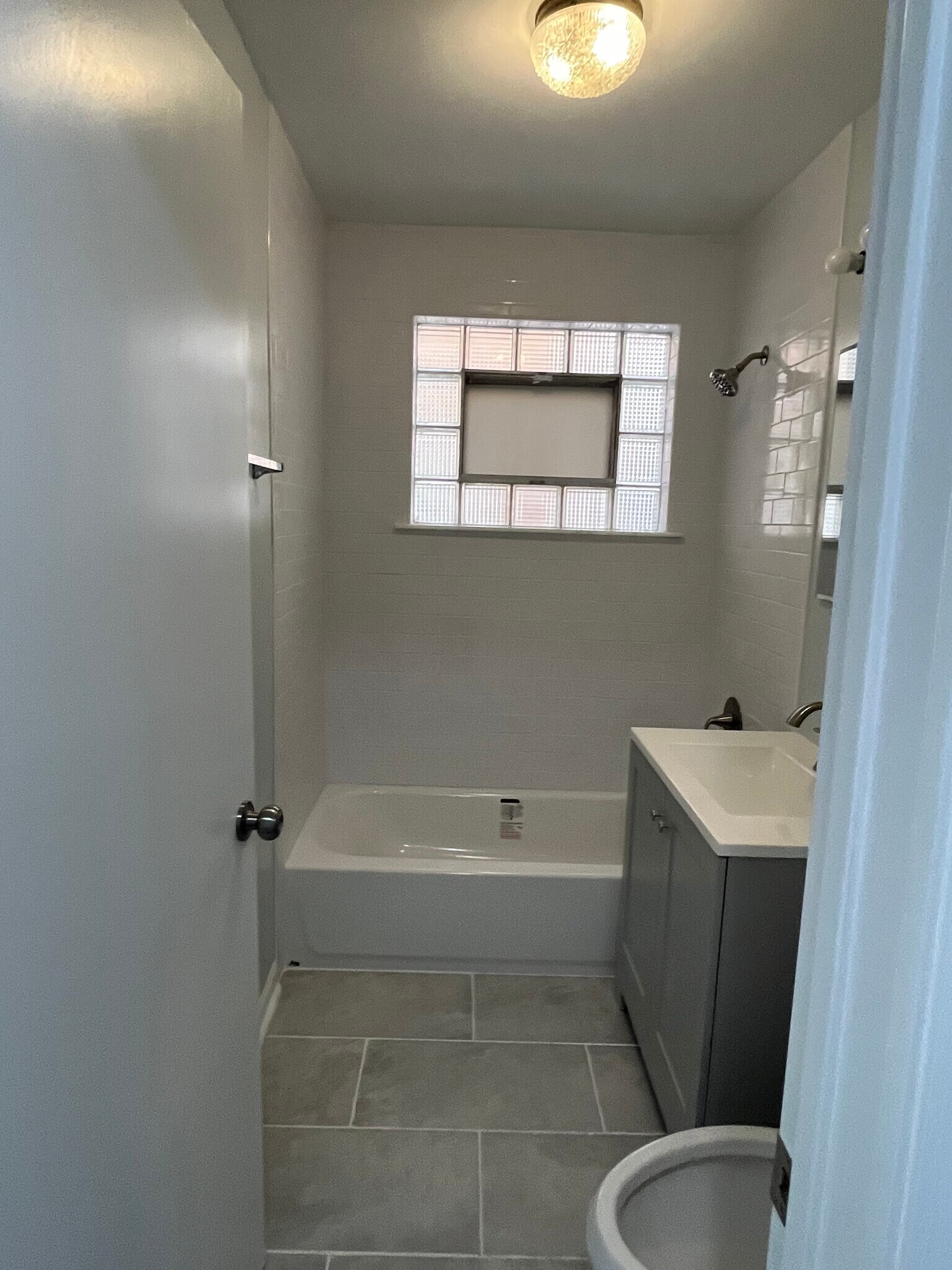 Bathroom - New - 728 Dobson St