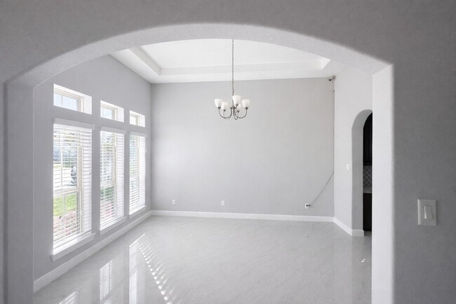 Building Photo - 2406 Trocadero Ln