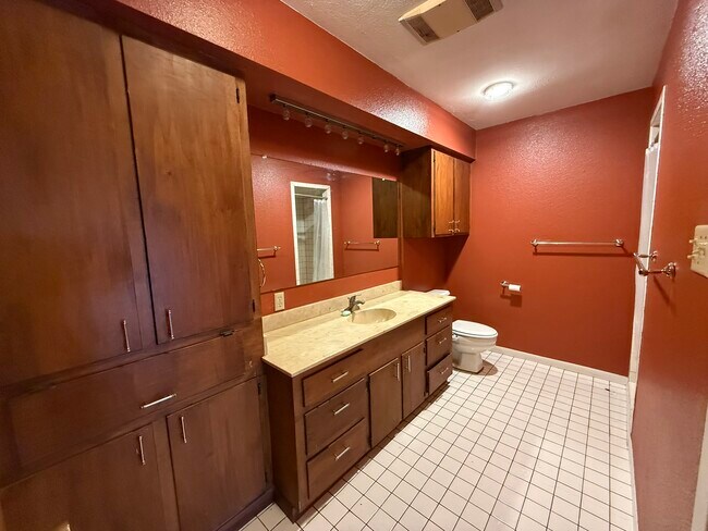 Building Photo - 4430 Masters Dr