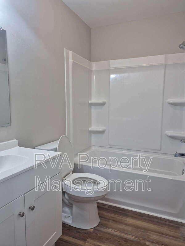 Building Photo - 507 S 18th Ave