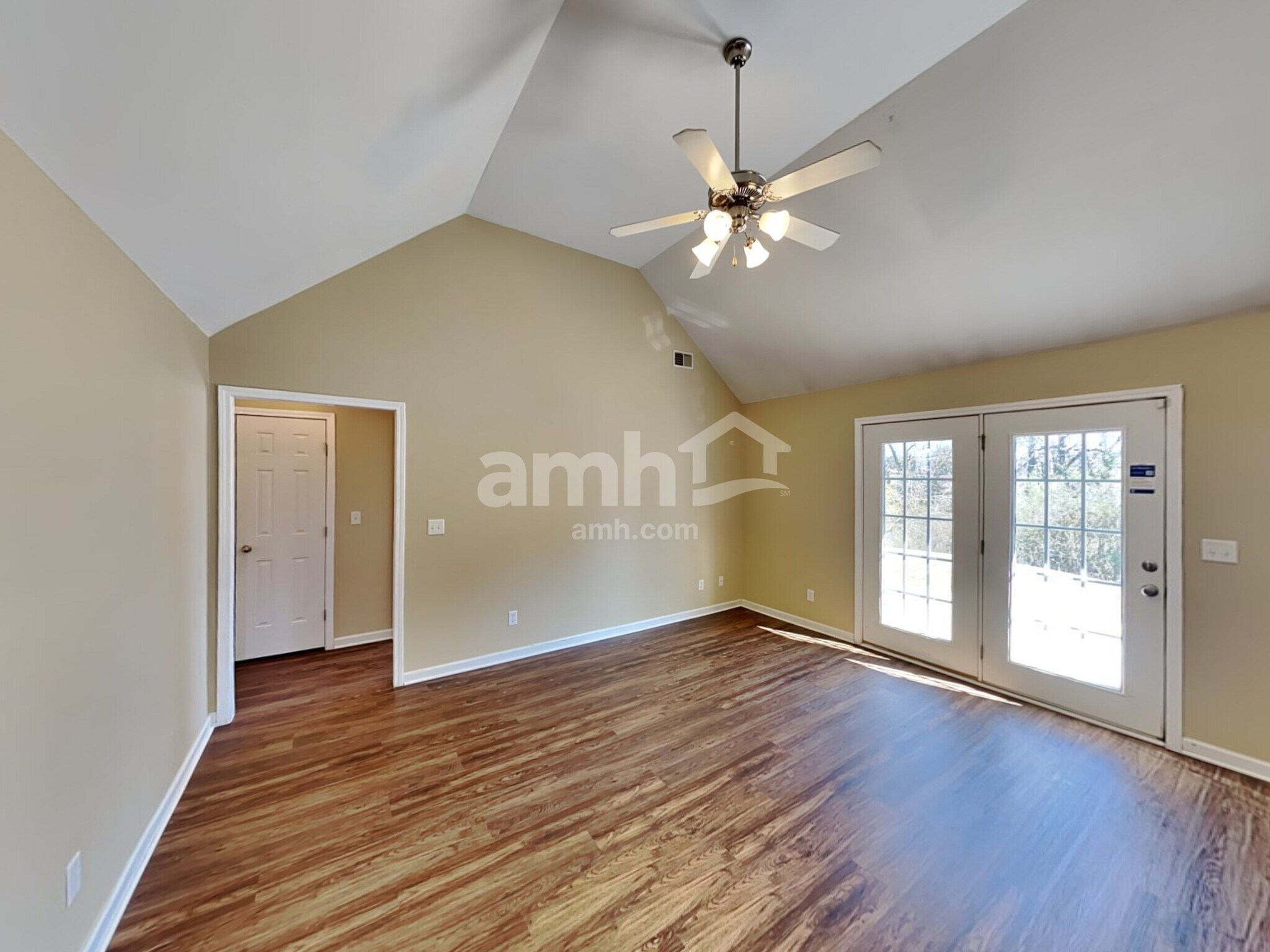 Building Photo - 4205 Nandina Ct