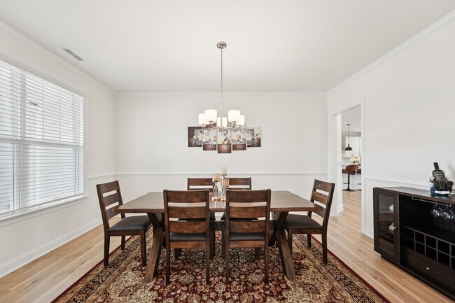 Building Photo - 200 Cloud Berry Ln