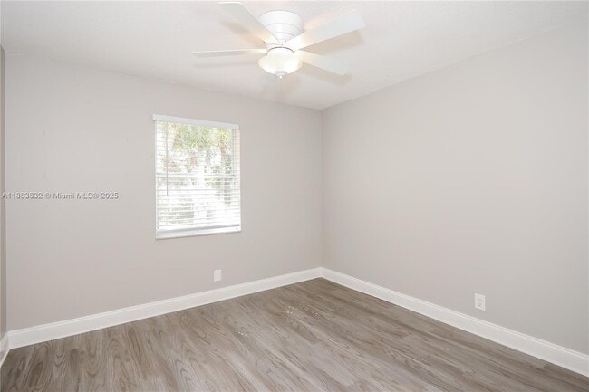 Building Photo - 3406 Ave Villandry