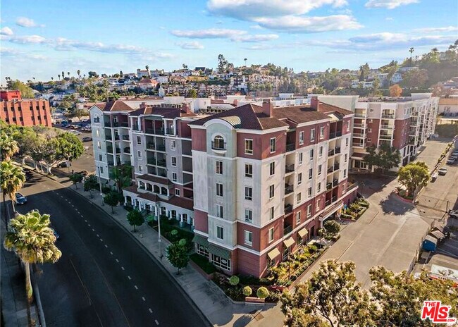 Building Photo - 3750 Santa Rosalia Dr