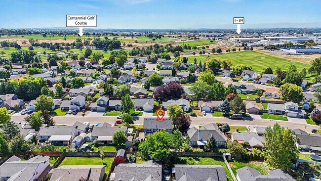 Building Photo - 7400 Newbrook Dr