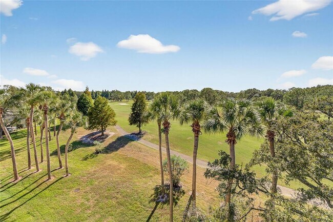 Building Photo - 13618 Greenfield Dr