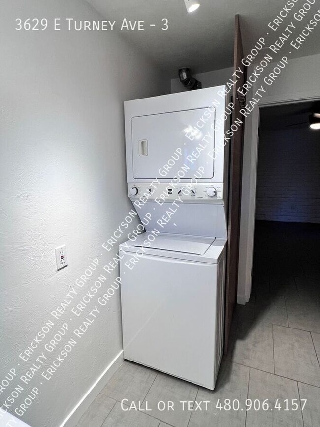 Building Photo - 3629 E Turney Ave