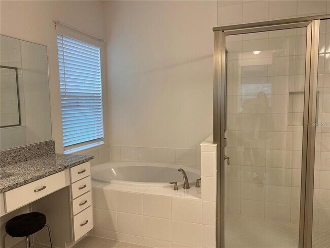 Building Photo - 32583 Tree of Life Ave