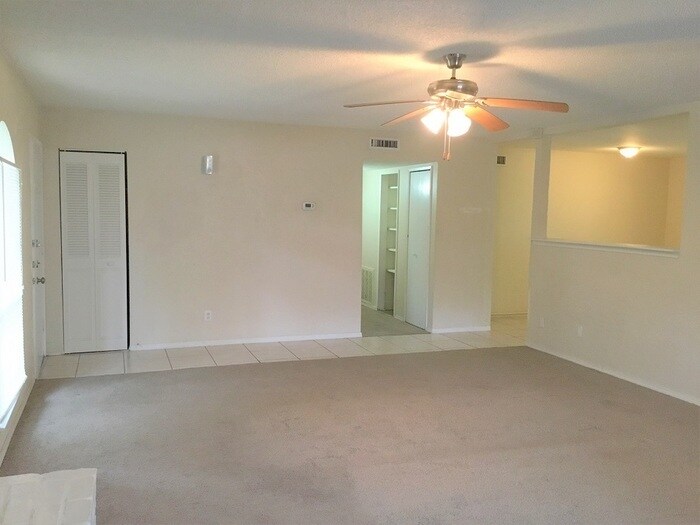 Building Photo - 117 Cooper St