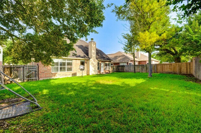 Building Photo - 16814 Benwick Dr