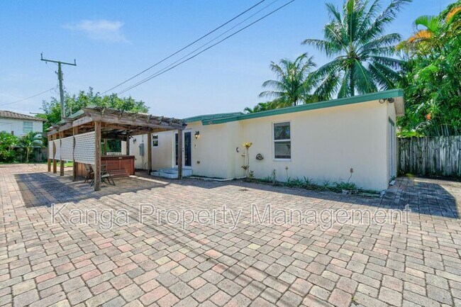 Primary Photo - 3450 S Olive Ave